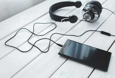 拜仁2.18亿豪赌英超三叉戟！2场狂轰8球，德甲对手彻底绝望