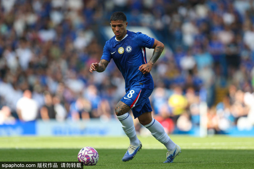 切尔西4000万签下曼联弃将加纳乔：豪赌青春还是重复无序？